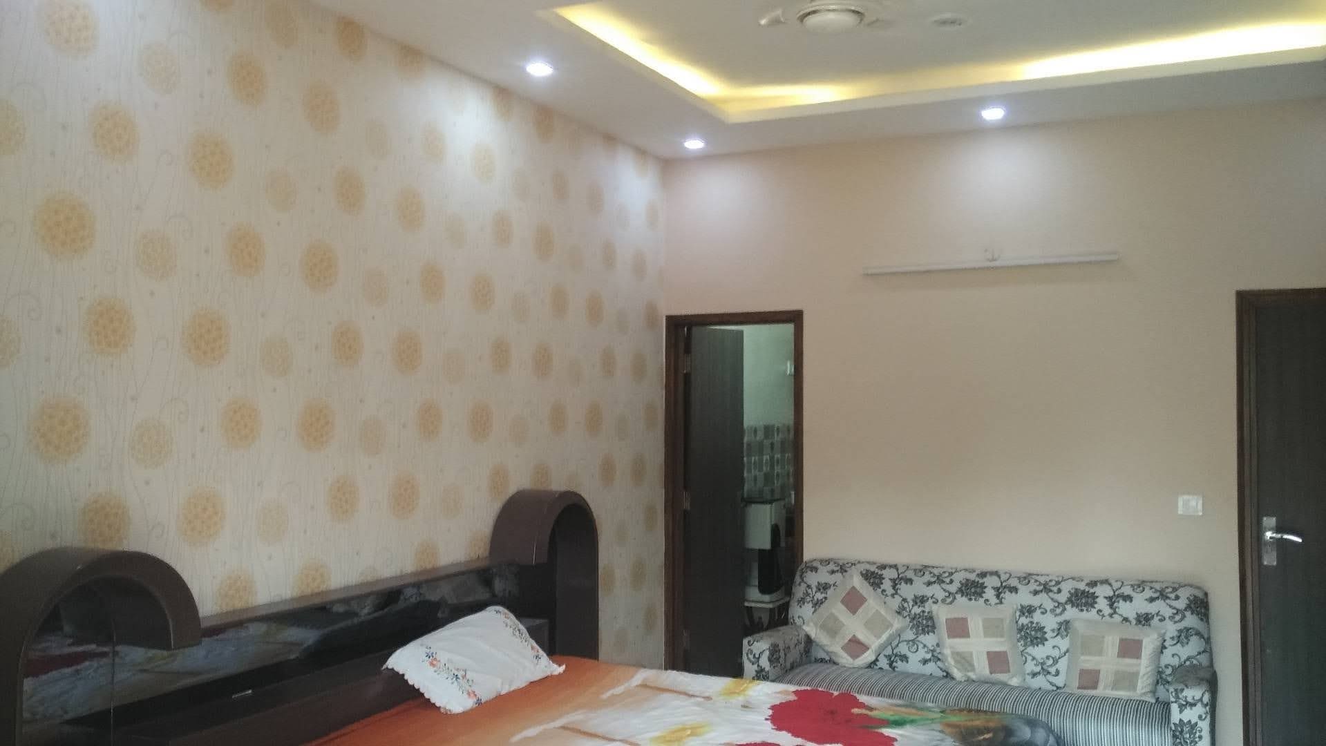 Pg for girls in Punjabi Bagh